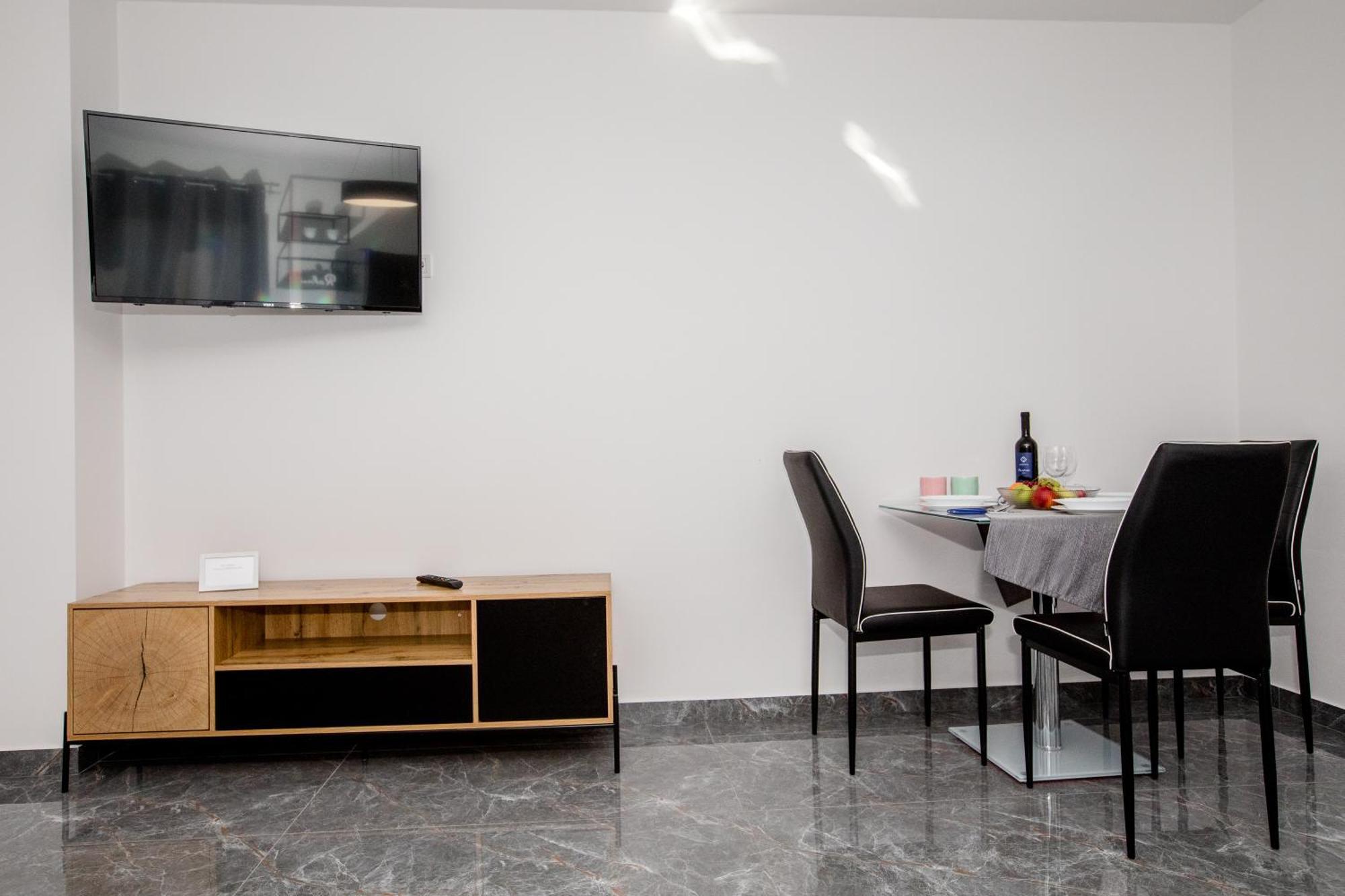 Mariva Apartments Lopar Exterior photo